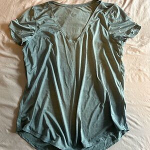 Lululemon shirt